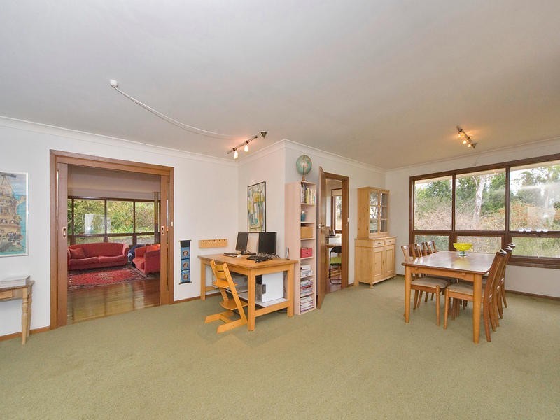 1 Campion Parade, Armidale NSW 2350