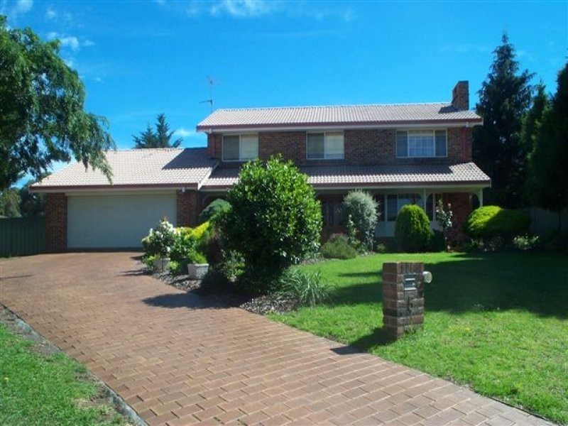 5 Eulahbar Crescent, Armidale NSW 2350
