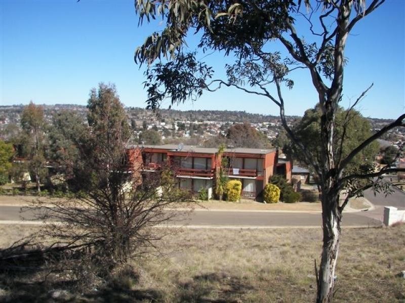18 Birch Close, Armidale NSW 2350