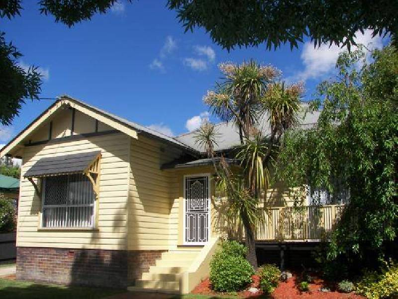 148 Douglas Street, Armidale NSW 2350