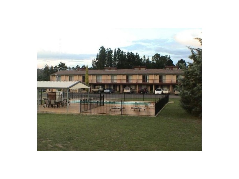 11294 New England Highway, Armidale Acres Motor Inn, Armidale NSW 2350