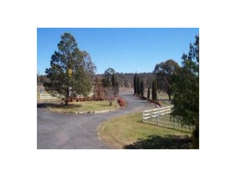 11294 New England Highway, Armidale Acres Motor Inn, Armidale NSW 2350