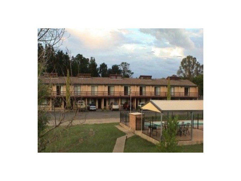 11294 New England Highway, Armidale Acres Motor Inn, Armidale NSW 2350