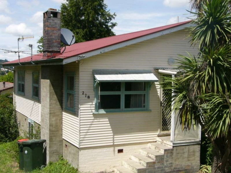 218 Erskine Street, Armidale NSW 2350