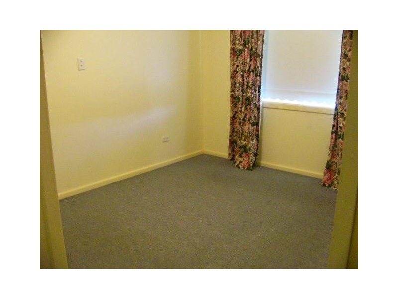 1/179 Chapel Street, Armidale NSW 2350