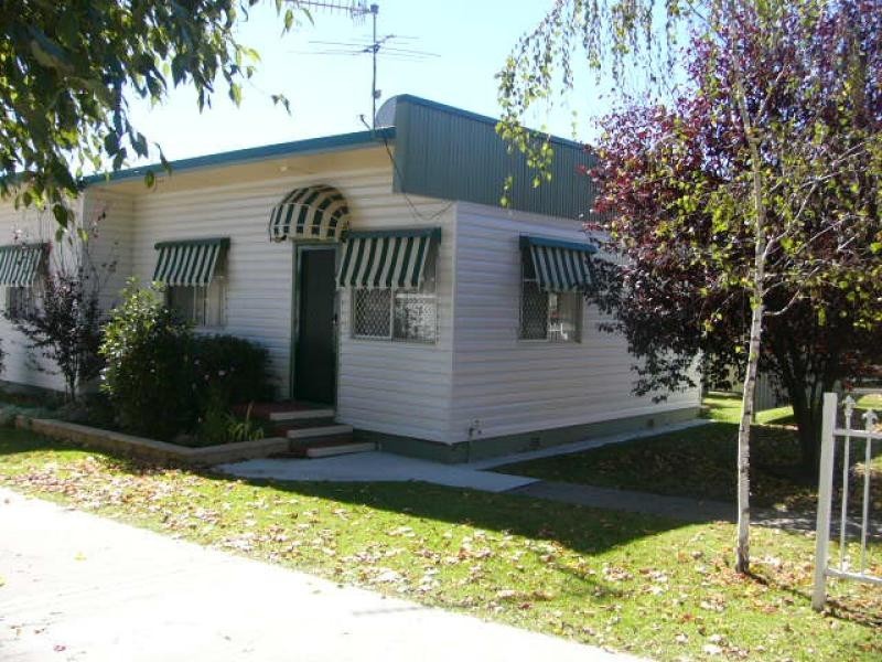 1/75 Dumaresq Street, Armidale NSW 2350
