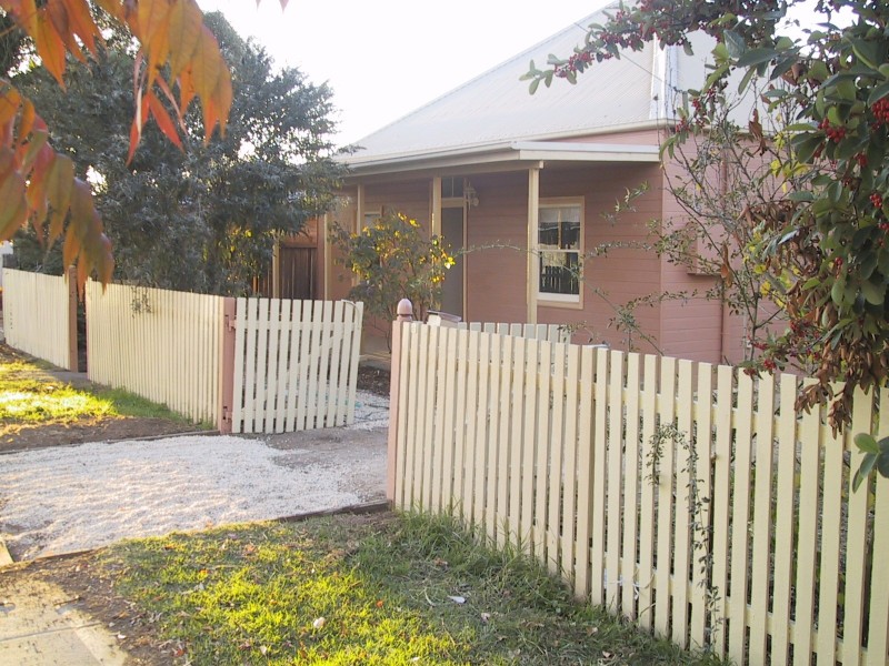 295 Rusden Street, Armidale NSW 2350