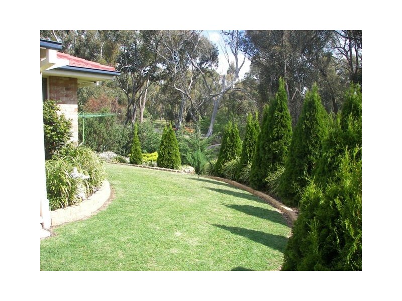 55 Norris Drive, Armidale NSW 2350