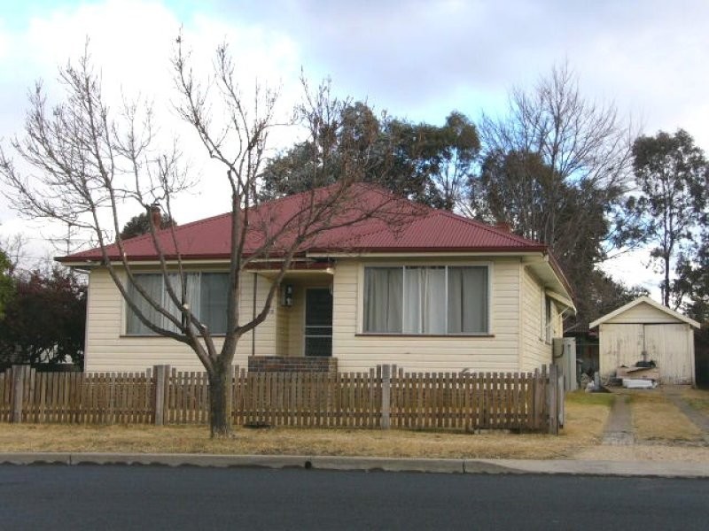 210 Dumaresq Street, Armidale NSW 2350