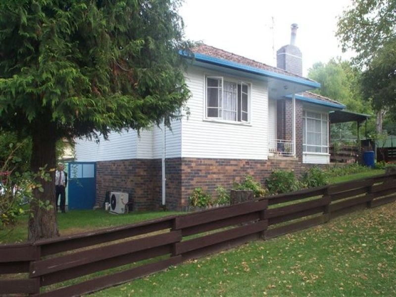 20 Millie Street, Armidale NSW 2350