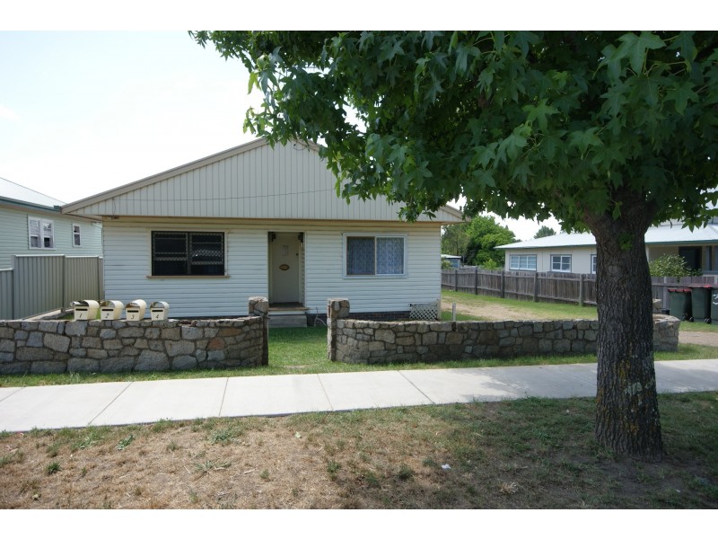 1/73 Taylor Street, Armidale NSW 2350