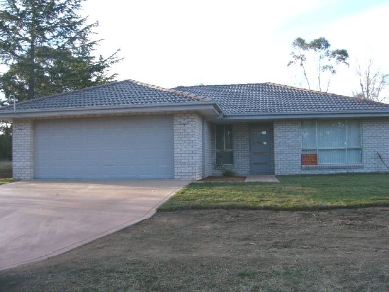 191 Erskine Street, Armidale NSW 2350