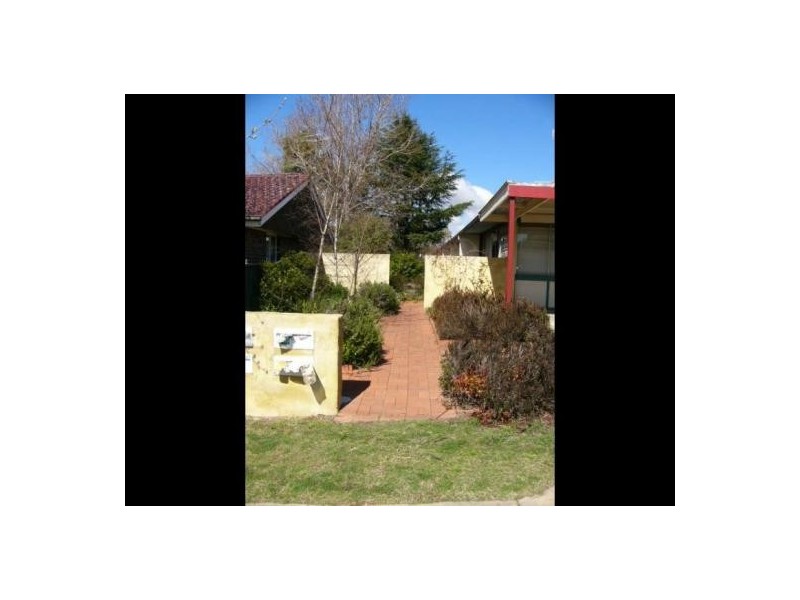 6/4 Drummond Avenue, Armidale NSW 2350