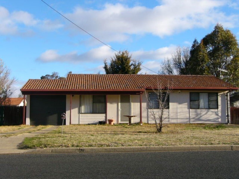 82 Galloway Street, Armidale NSW 2350