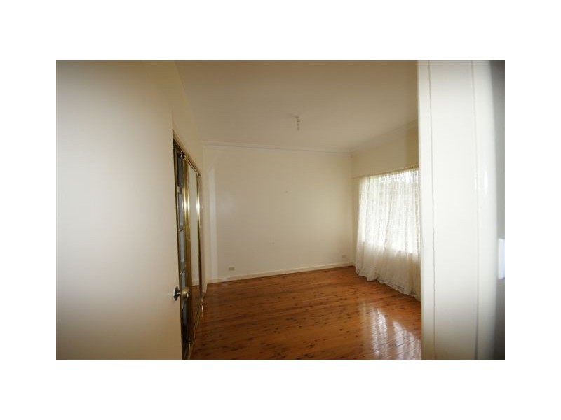 158 Bridge Street, Uralla NSW 2358