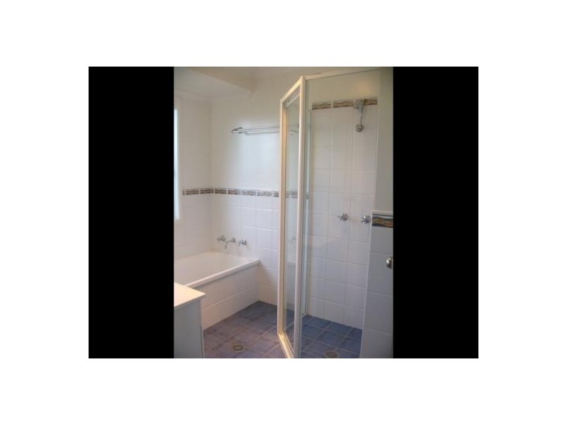 8 Glendower Close, Armidale NSW 2350