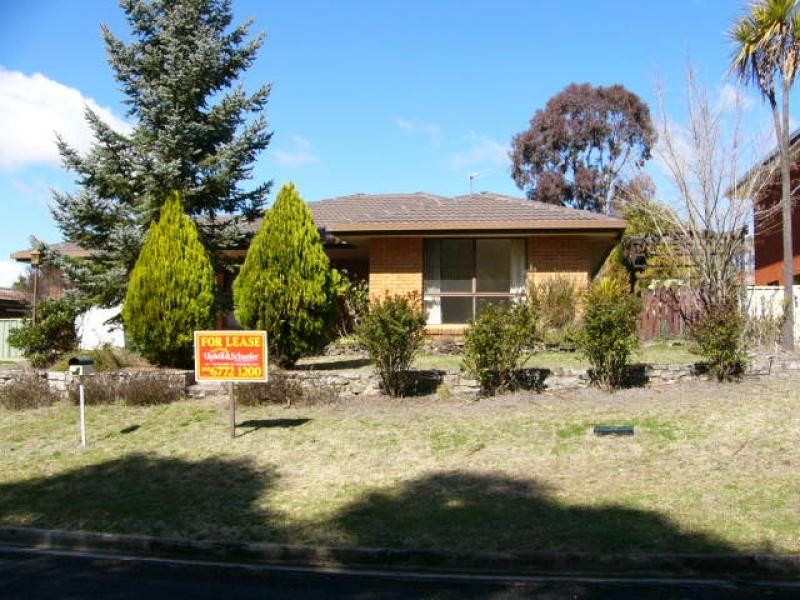 Watson Avenue, Armidale NSW 2350