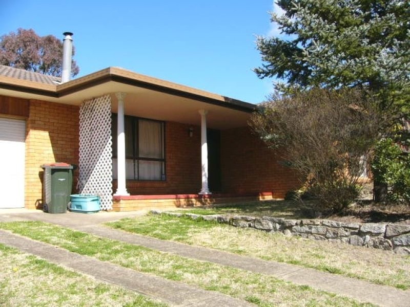 Watson Avenue, Armidale NSW 2350