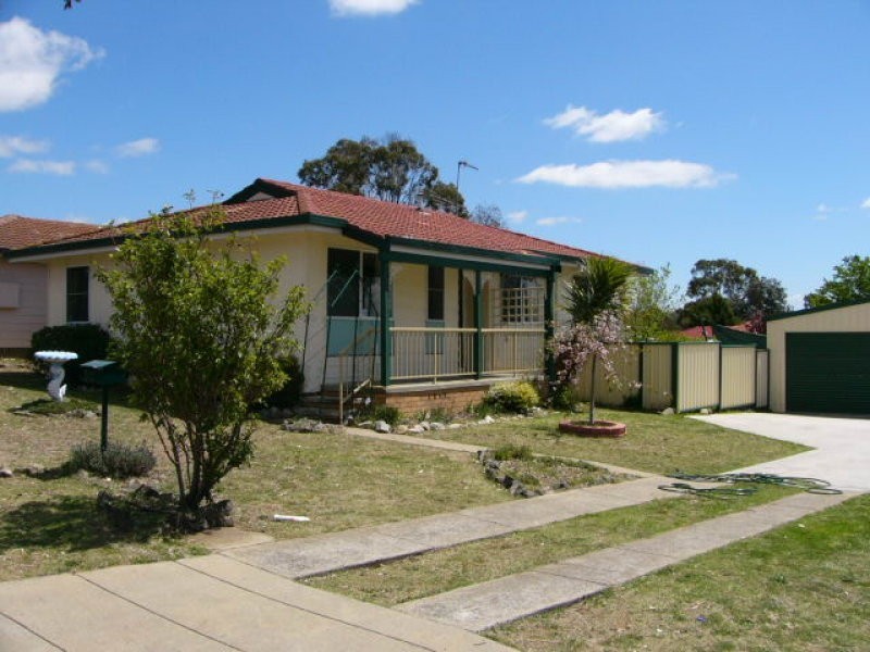2 See Avenue, Armidale NSW 2350