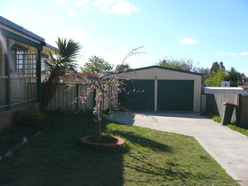 2 See Avenue, Armidale NSW 2350