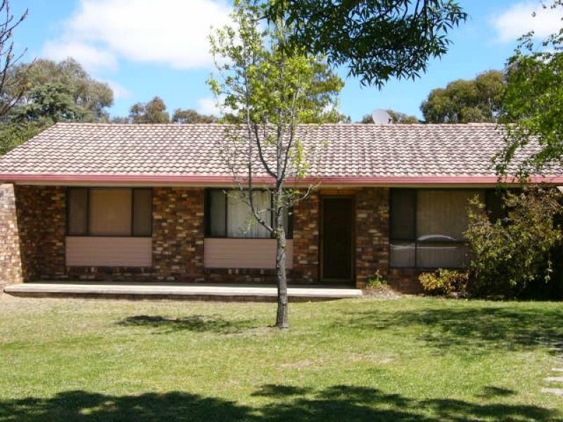 2/34 North Street, Armidale NSW 2350