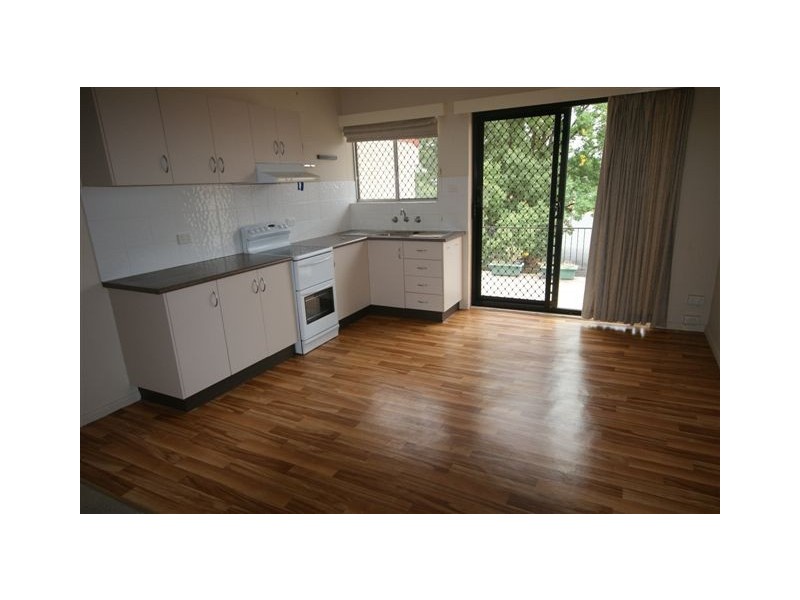 2/127 Beardy Street, Armidale NSW 2350