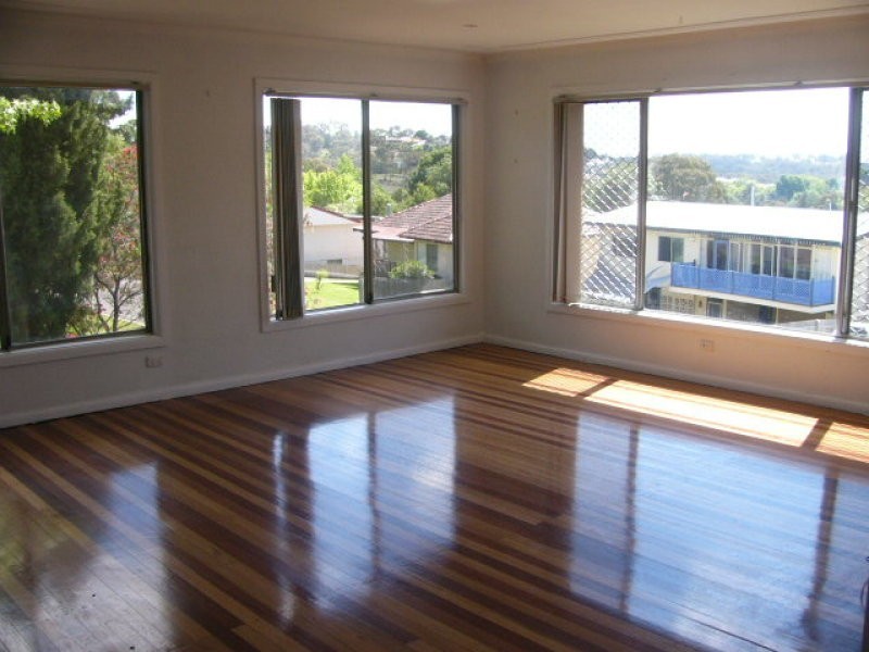 2 Curtis Street, Armidale NSW 2350