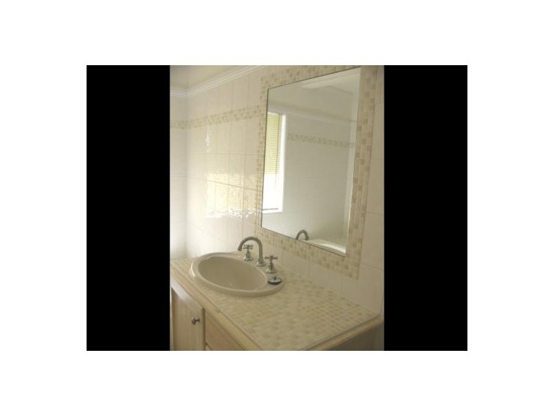 2 Curtis Street, Armidale NSW 2350