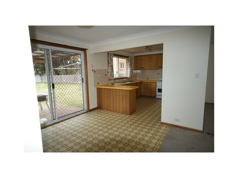 6 Sarah Place, Armidale NSW 2350