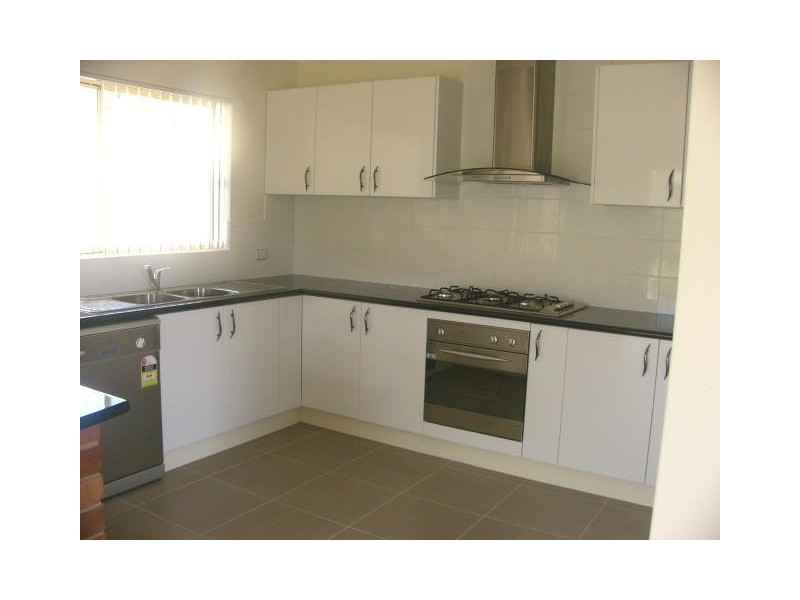 21 Golden Grove, Armidale NSW 2350