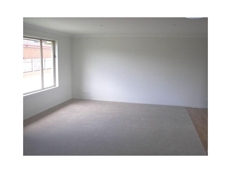 2/30 Brewery Lane, Armidale NSW 2350