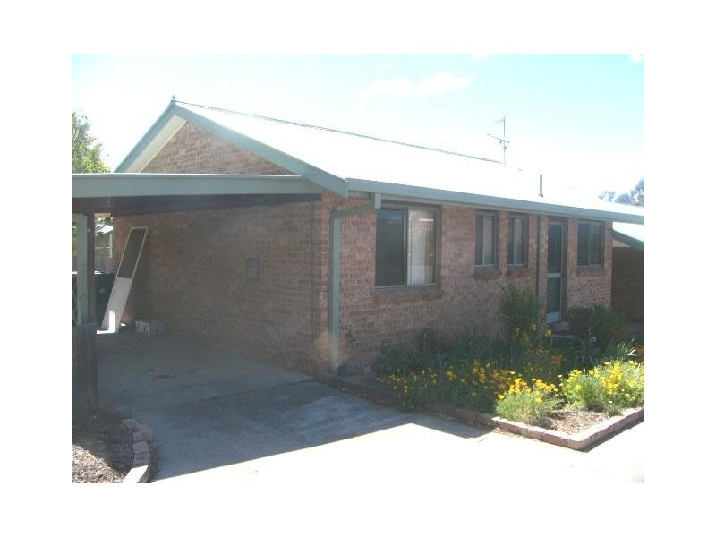 3/1 Butler Lane, Armidale NSW 2350