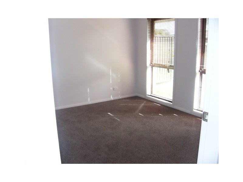 2/21 Judith Street, Armidale NSW 2350