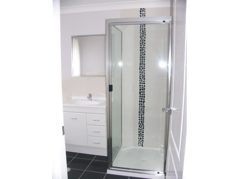 2/21 Judith Street, Armidale NSW 2350