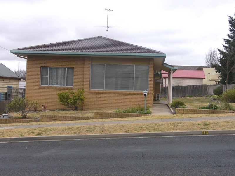 114 Donnelly Street, Armidale NSW 2350