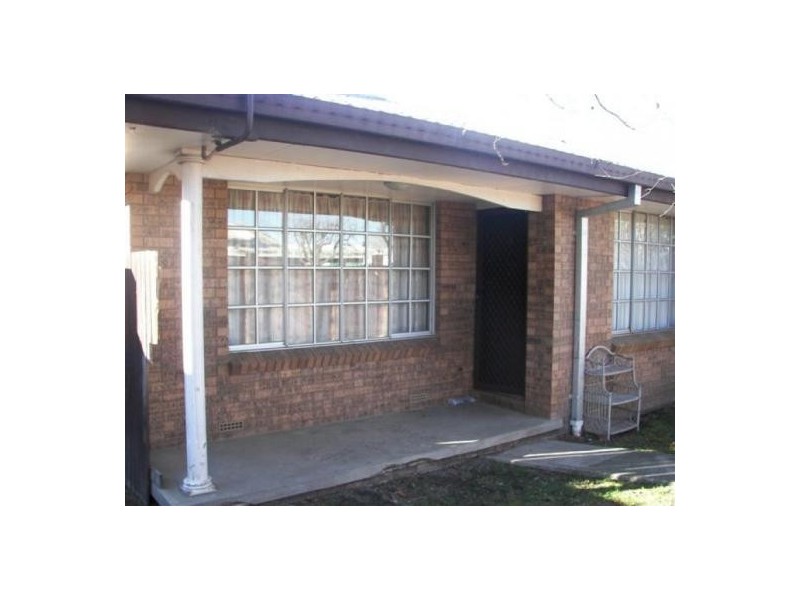 1/15 Queen Elizabeth Drive, Armidale NSW 2350