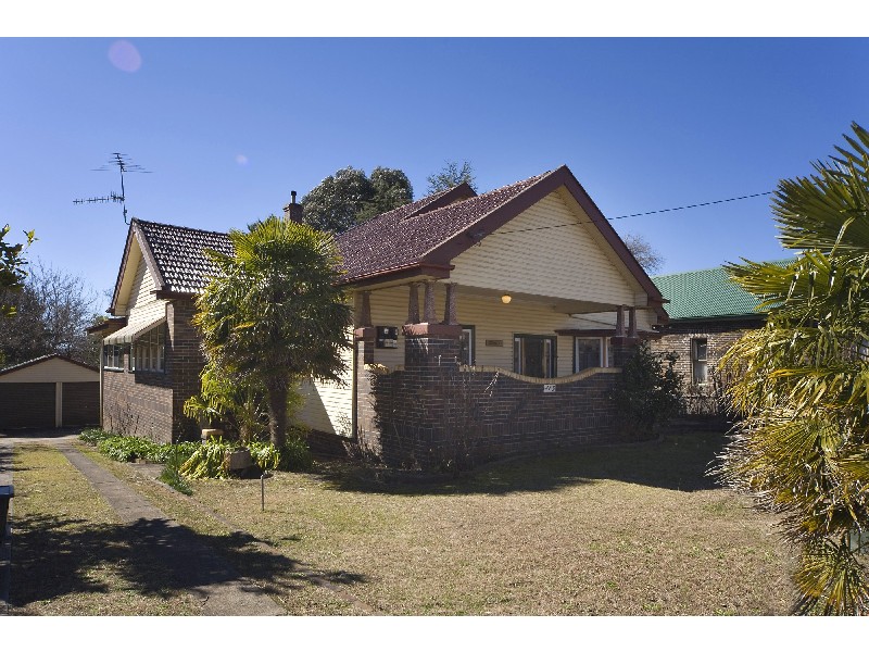 113 Brown Street, Armidale NSW 2350