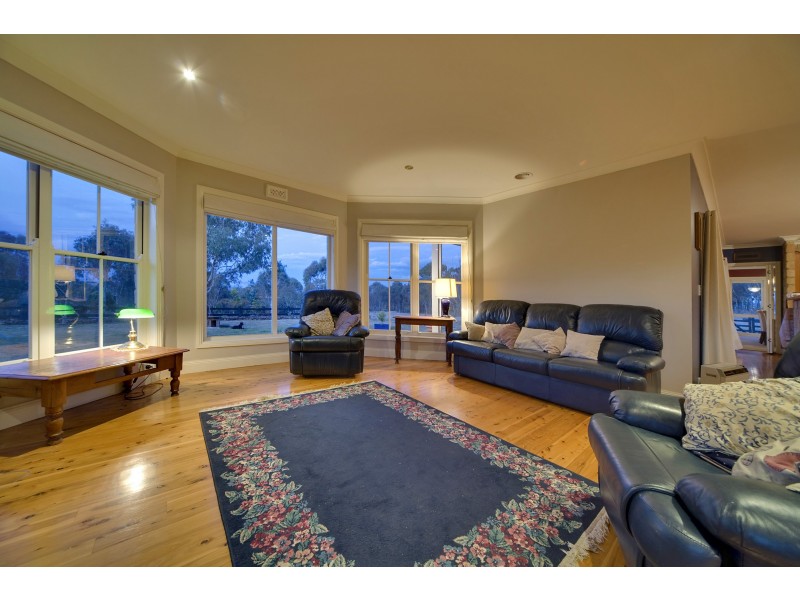 21 Kelly’s Plain’s Road, Armidale NSW 2350