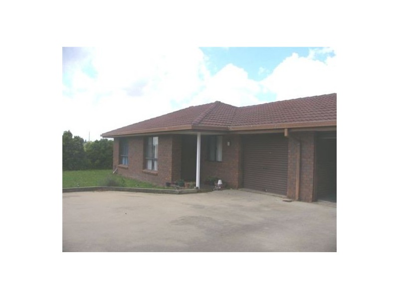 1/16 Jayne Close, Armidale NSW 2350