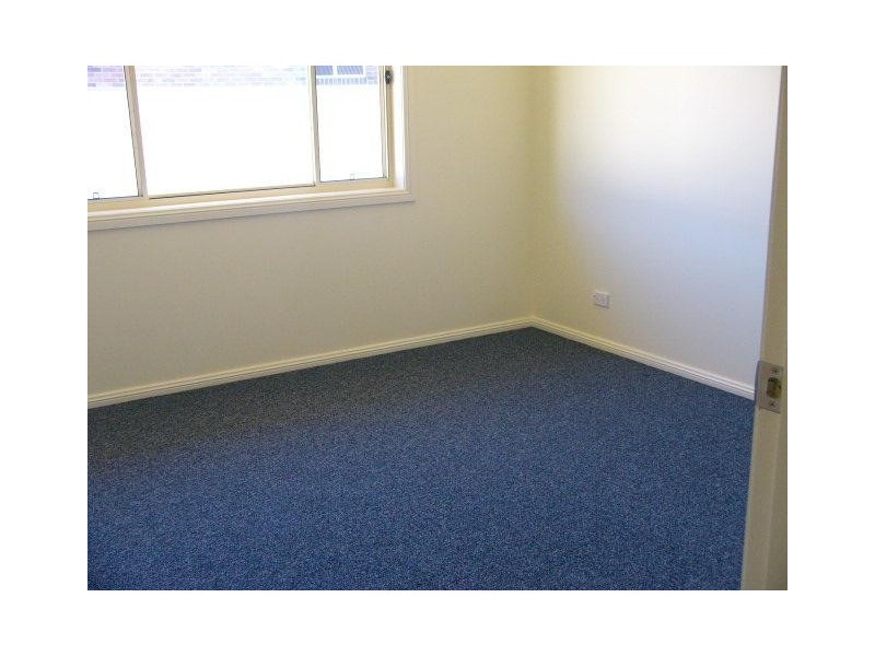 2/2 Conningdale Crescent, Armidale NSW 2350