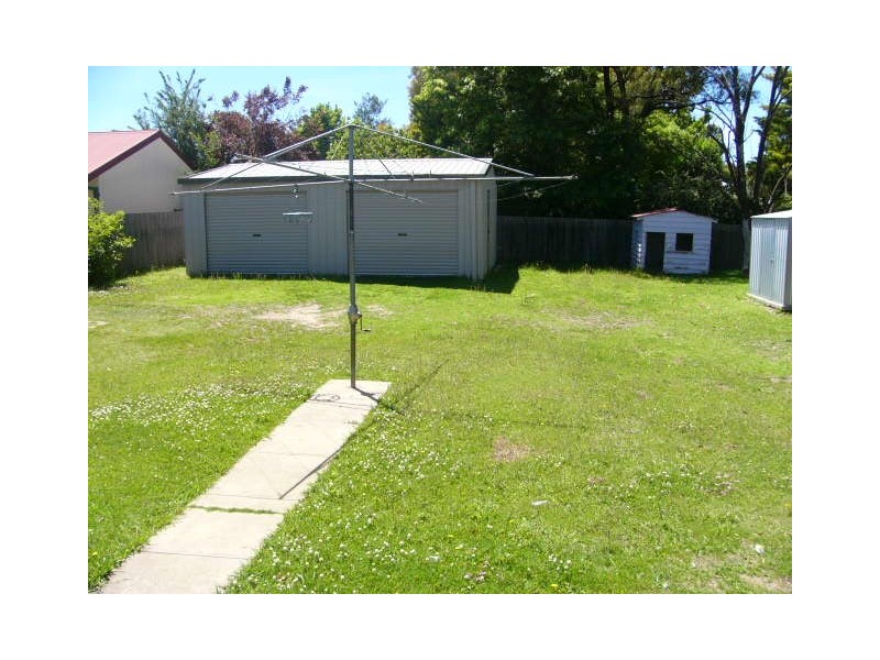 223 Kennedy Street, Armidale NSW 2350