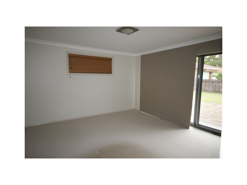 8 Braebank Avenue, Armidale NSW 2350