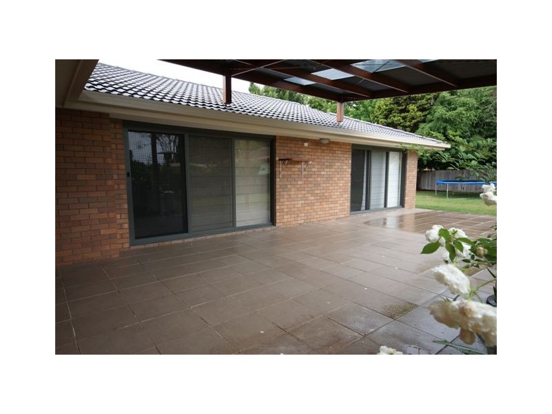8 Braebank Avenue, Armidale NSW 2350