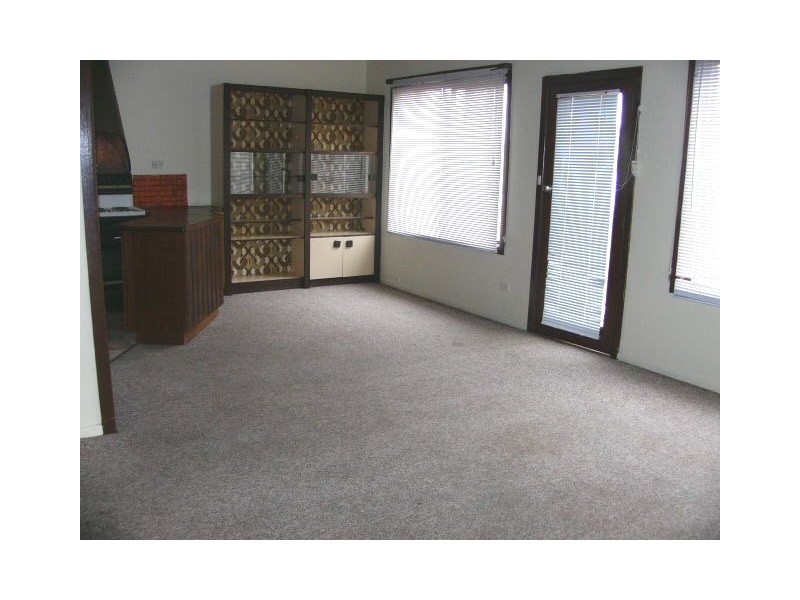 1/25 James Avenue, Armidale NSW 2350