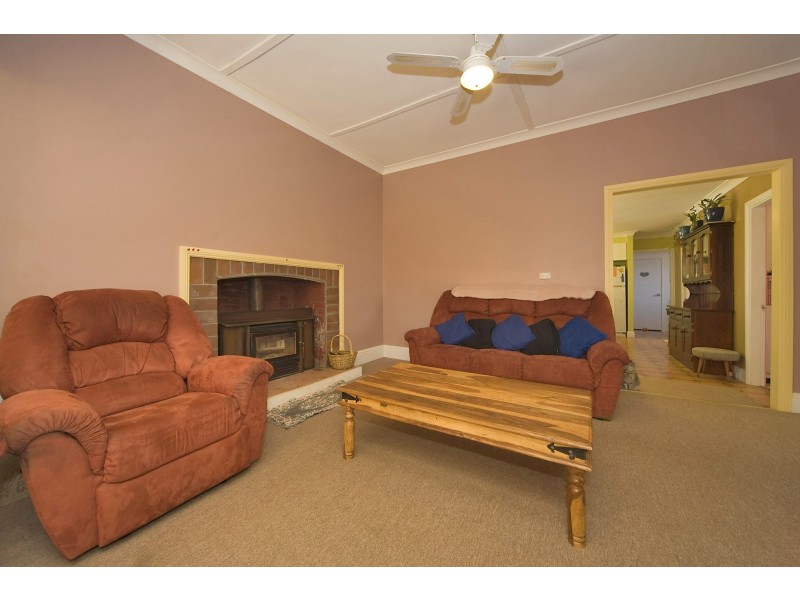 126 Ollera Street, Guyra NSW 2365