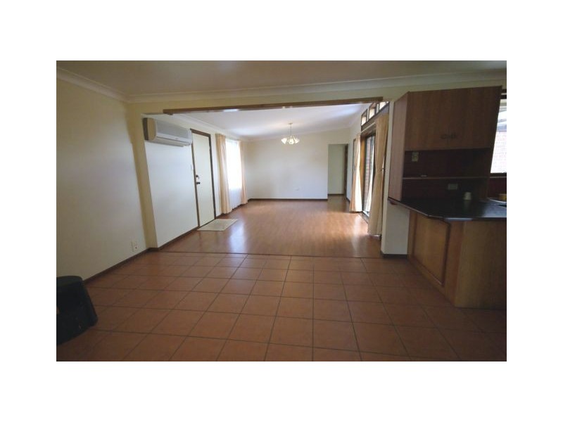 2 Peters Place, Armidale NSW 2350