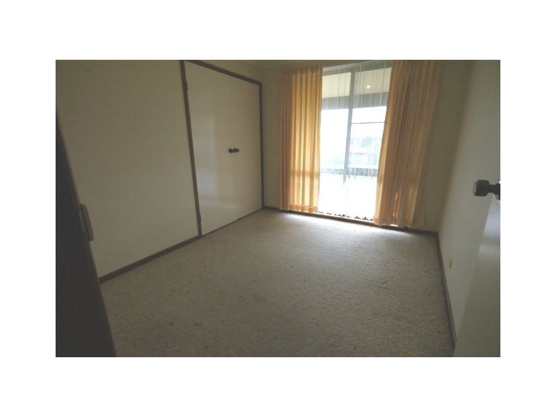 2 Peters Place, Armidale NSW 2350