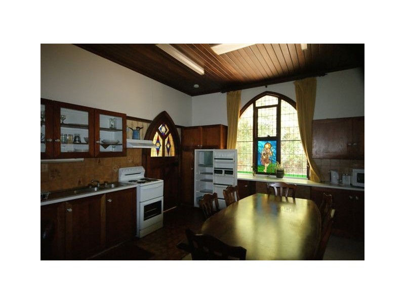 Unit 2 Bishops Chapel, Armidale NSW 2350