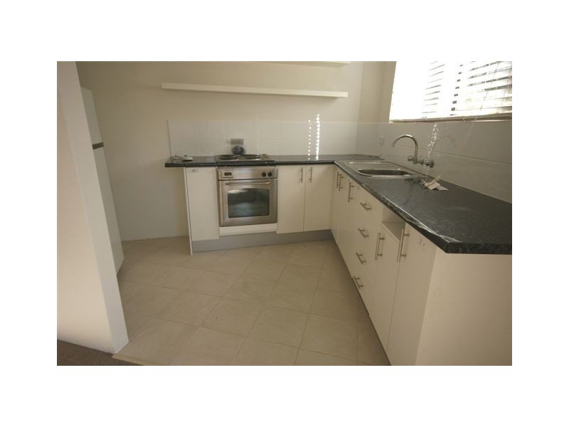 2/13 Turner Street, Armidale NSW 2350