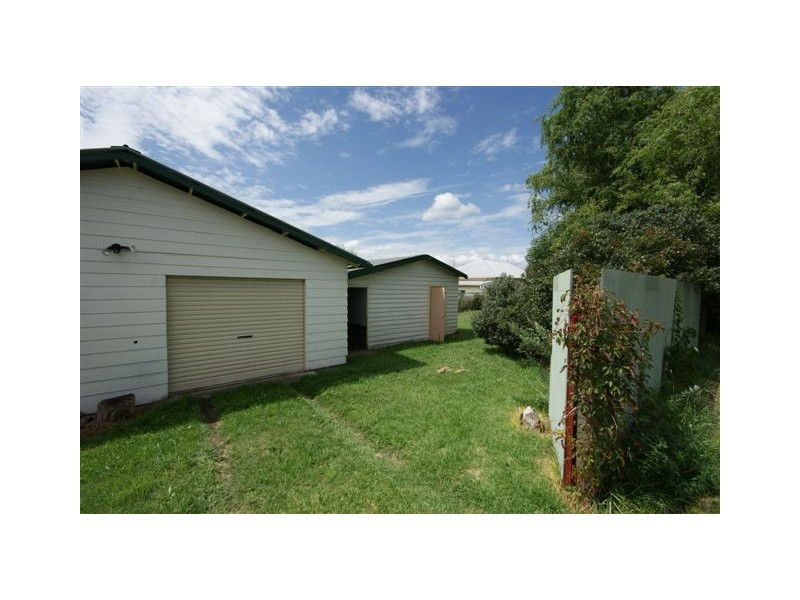 6 Fitzgerald Avenue, Armidale NSW 2350
